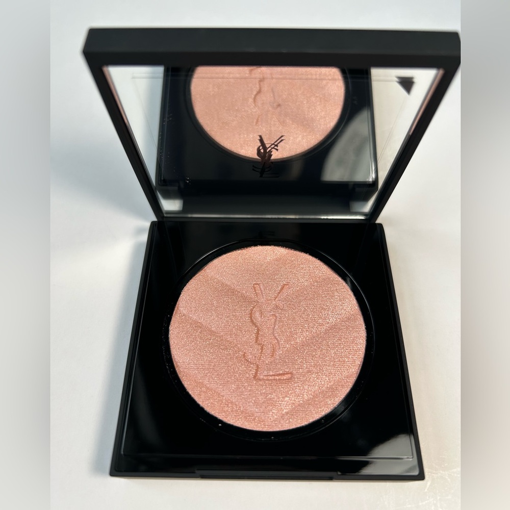 NWT🌷YSL Hyper Luminize Highlighter in “03 Rosy Sand” - Picture 2 of 5